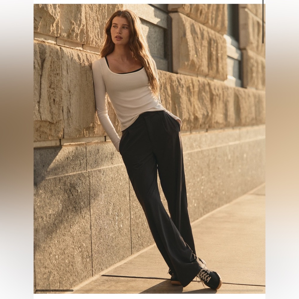 Vuori Villa Trouser Athletic Trouser Pants - Picture 2 of 6